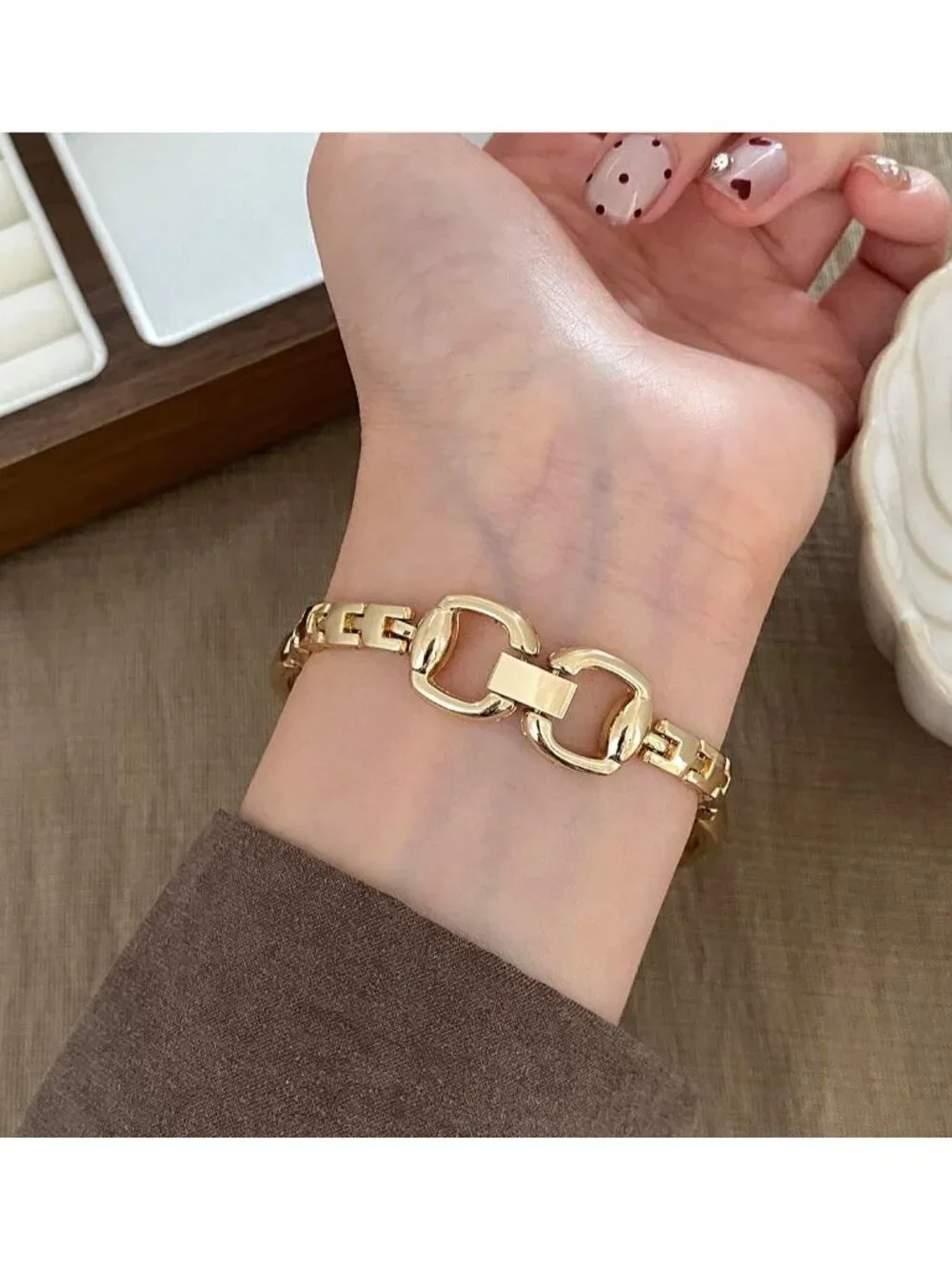 N/A elegant unique